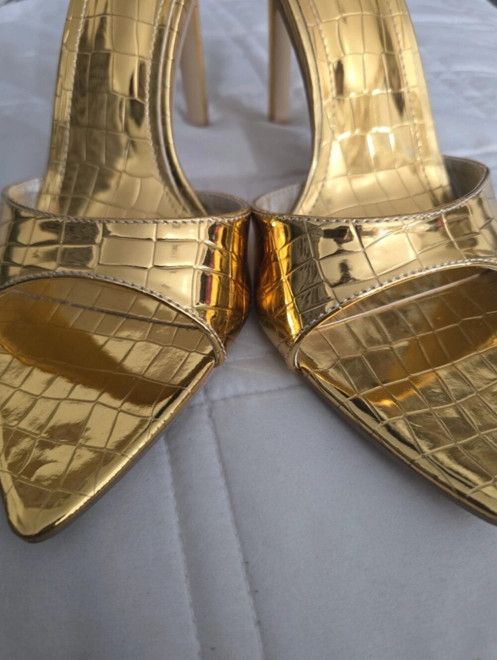 Metallic Gold Croc-Embossed Pointed Toe Mule Heels - Picture 4 of 4
